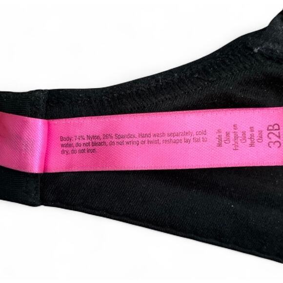 Betsey Johnson Padded Underwire Adjustable Clasp Back Bra in Black size 32B - Picture 6 of 6